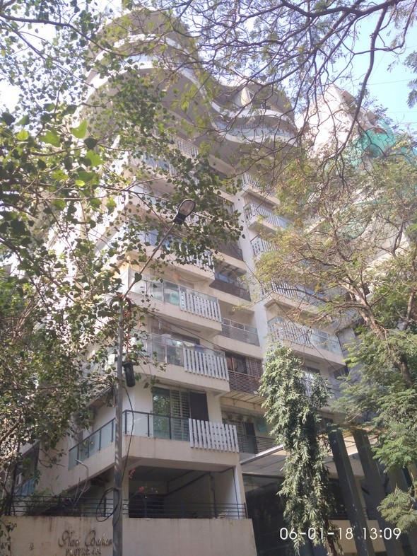 Main - Nav Bahar, Khar West